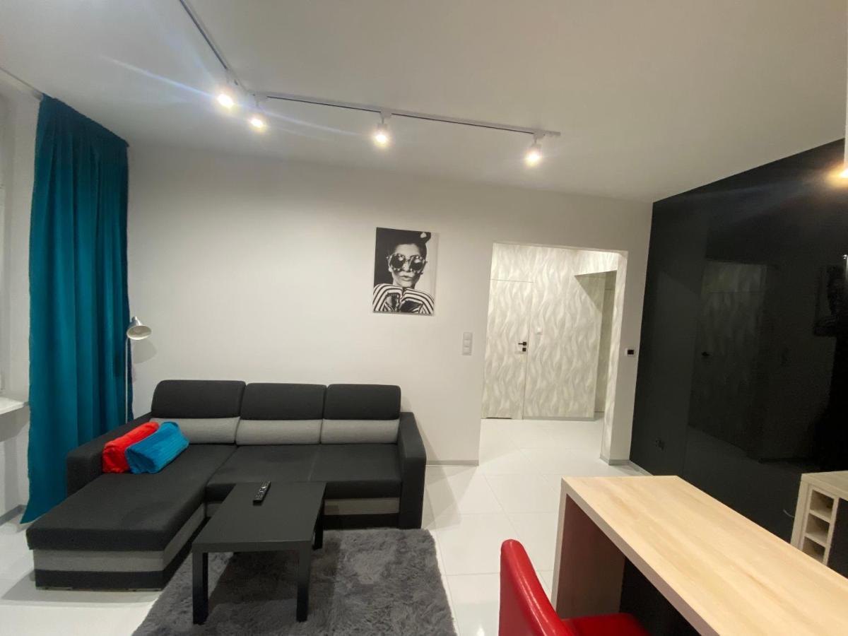 Apartamenty Planeta Bielsko-Biala Bagian luar foto